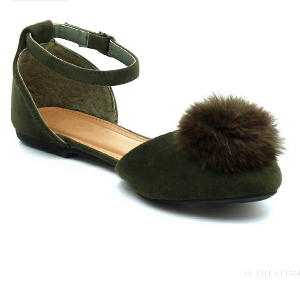 New Women's Olive Green Fur Pom Pom Ballet Flats